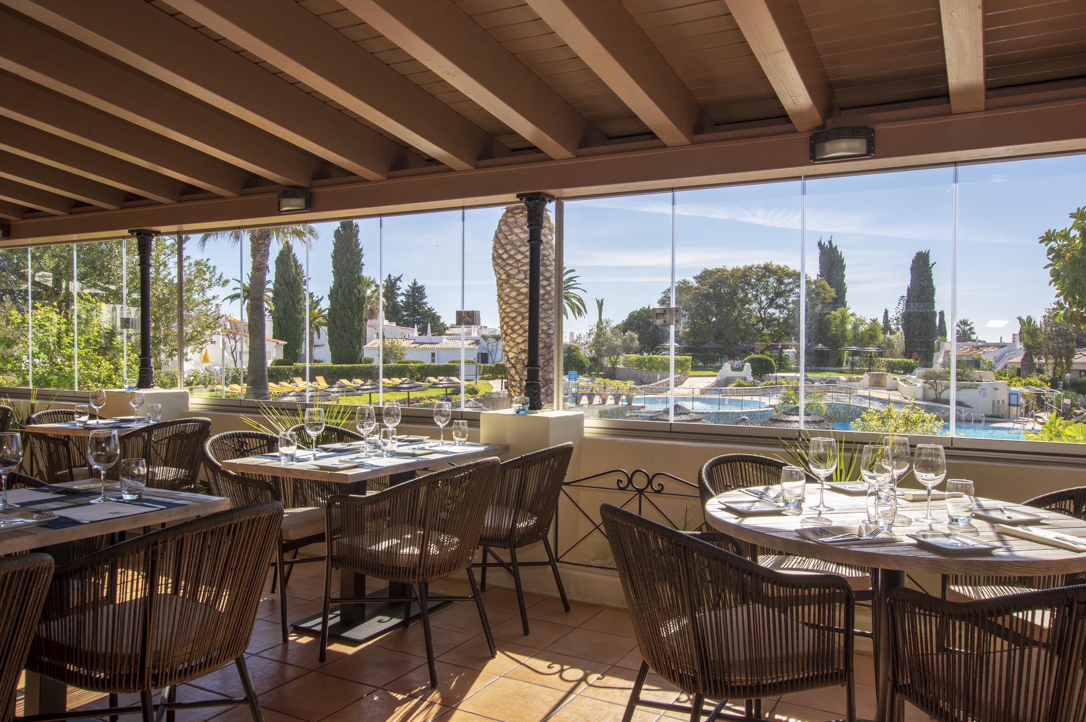 קארבואירו Rocha Brava Village Resort מראה חיצוני תמונה