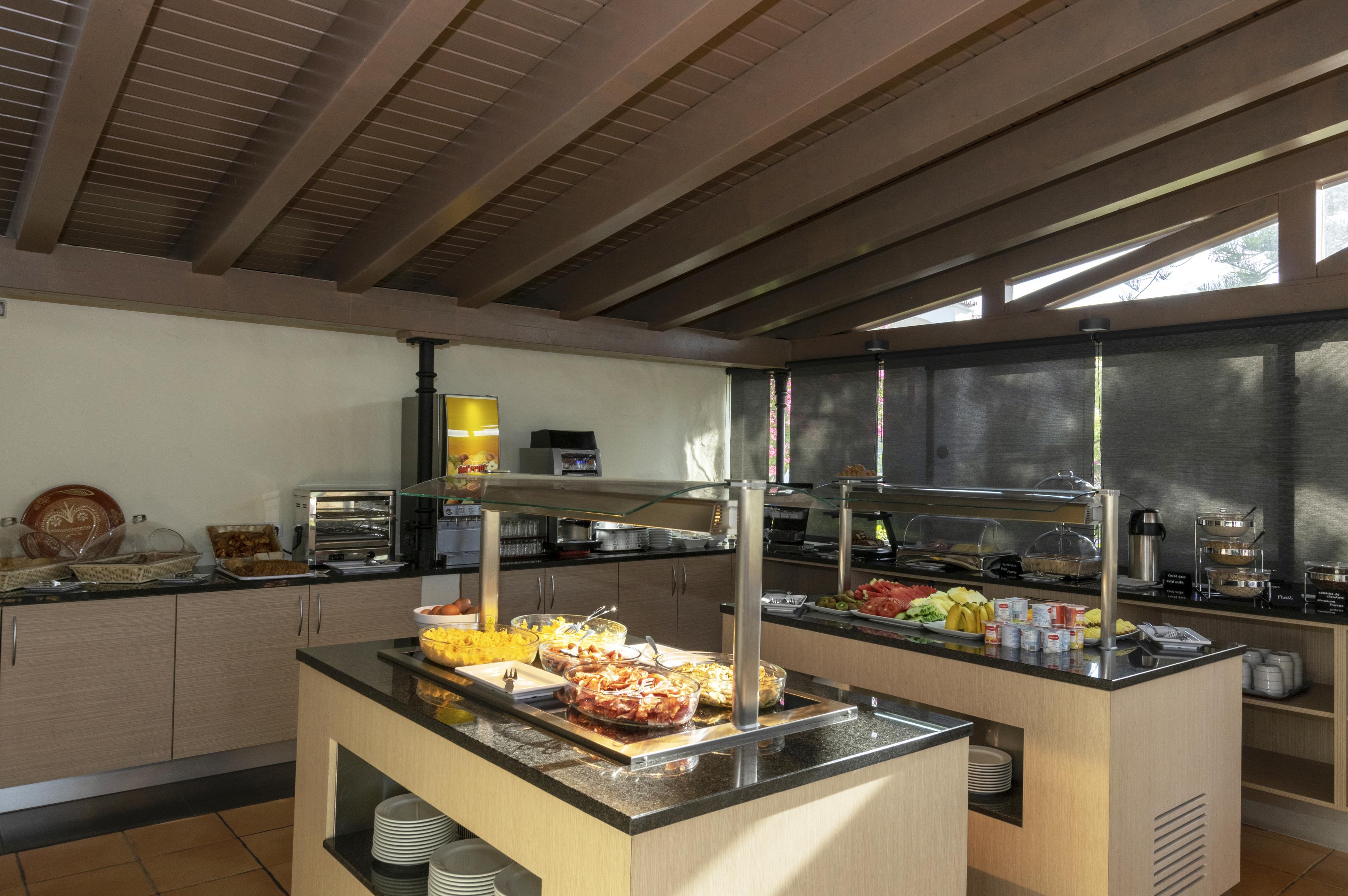 קארבואירו Rocha Brava Village Resort מראה חיצוני תמונה