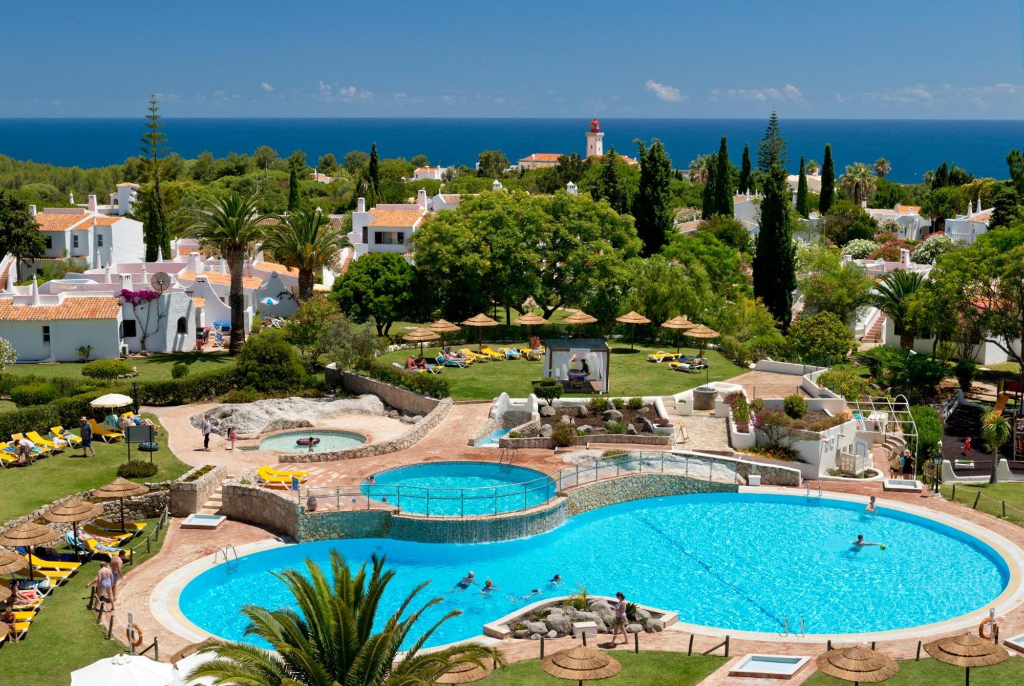 קארבואירו Rocha Brava Village Resort מראה חיצוני תמונה