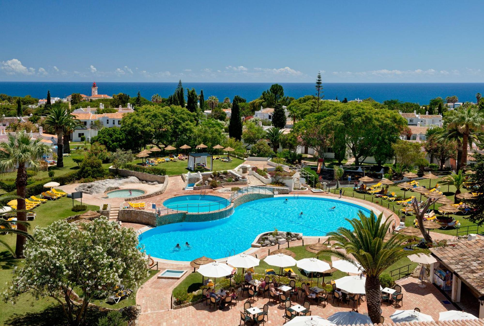 קארבואירו Rocha Brava Village Resort מראה חיצוני תמונה